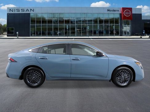New 2026 Nissan Sentra SV w/ SV Convenience Package FWD image 6