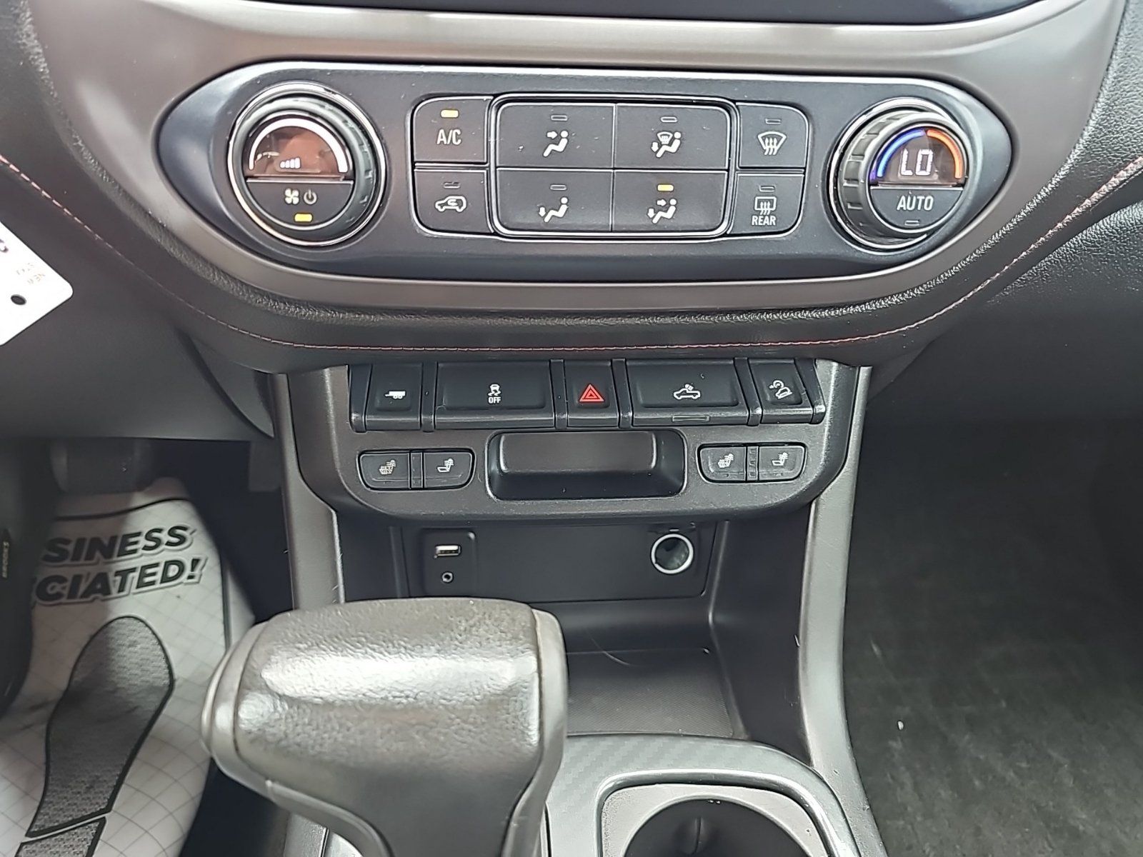 Used 2018 GMC Canyon All Terrain w/ All Terrain X Package AWD/4WD image 21