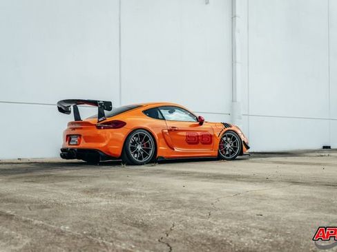 Used 2016 Porsche Cayman GT4 image 22