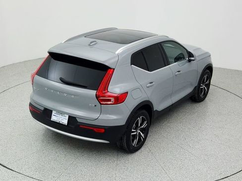Certified 2025 Volvo XC40 B5 Core image 15