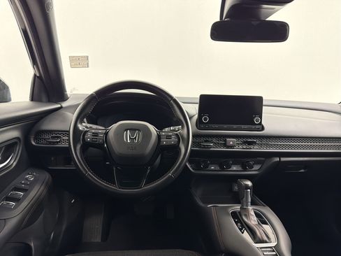 Used 2025 Honda HR-V Sport image 25