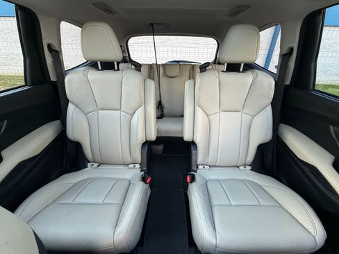 Used 2019 Subaru Ascent Limited image 14