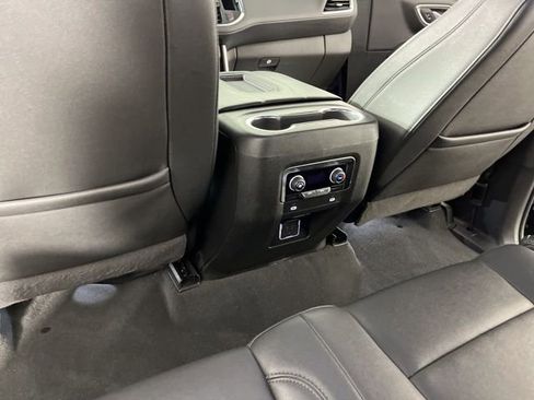 Used 2024 Chevrolet Tahoe LT RWD image 43