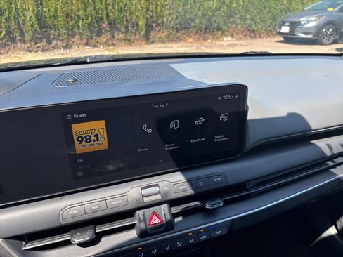 Used 2025 Kia K4 FWD image 16