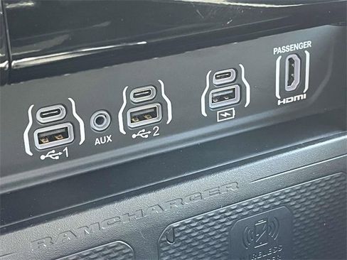 Used 2025 RAM 1500 Laramie w/ Night Edition image 10