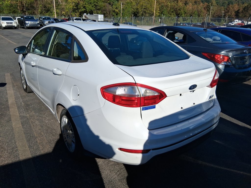 Used 2019 Ford Fiesta S FWD image 4