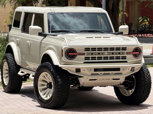 Used 2026 Ford Bronco Outer Banks AWD/4WD image 4
