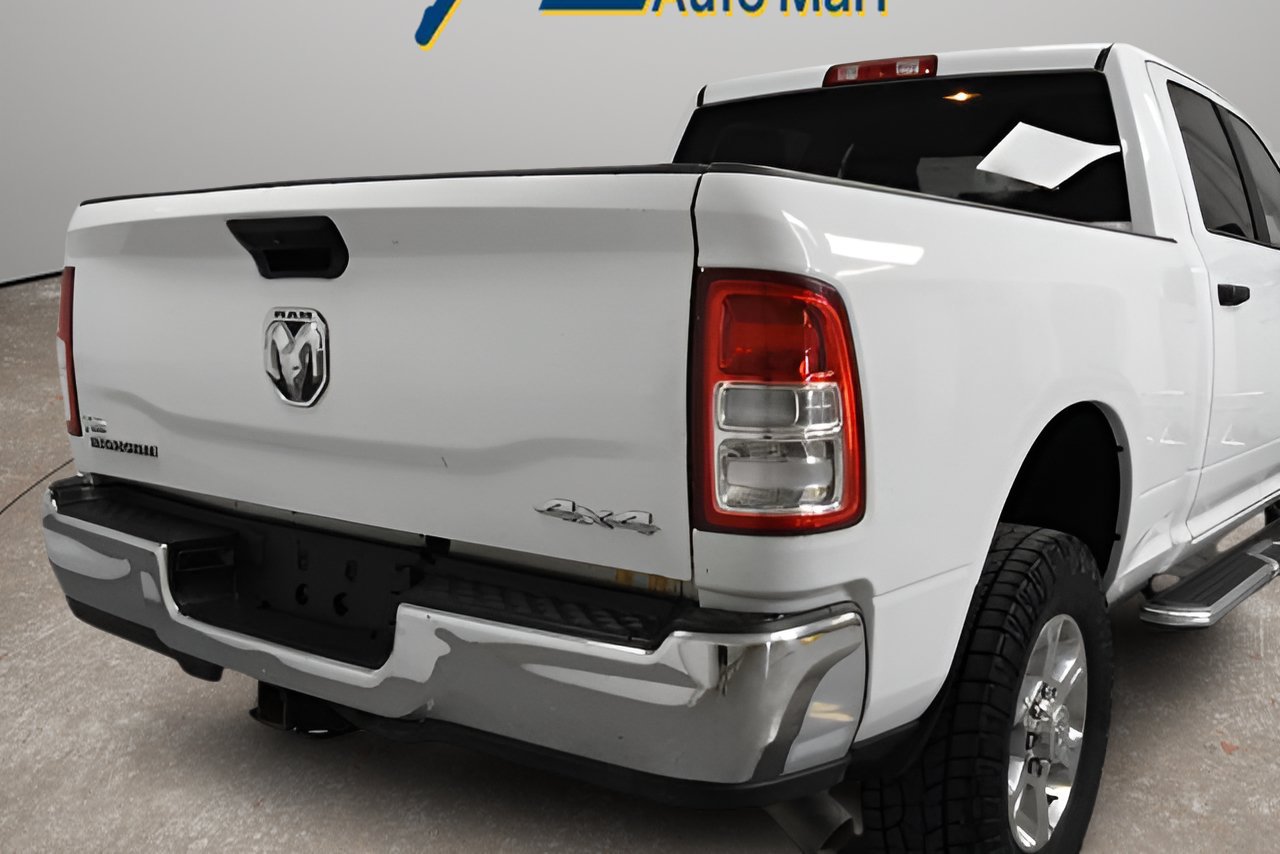 Used 2024 RAM 2500 Big Horn w/ Off Road Package AWD/4WD image 3