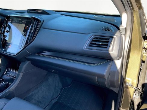 Used 2025 Subaru Ascent Bronze Edition image 29