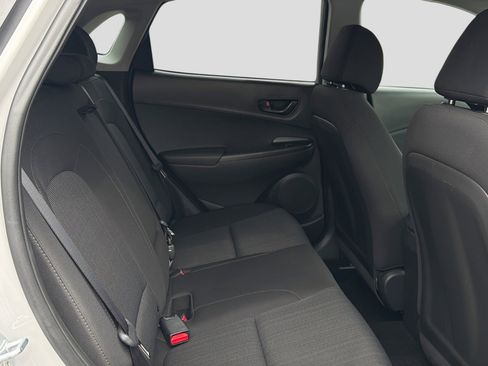 Certified 2022 Hyundai Kona SEL AWD/4WD image 25