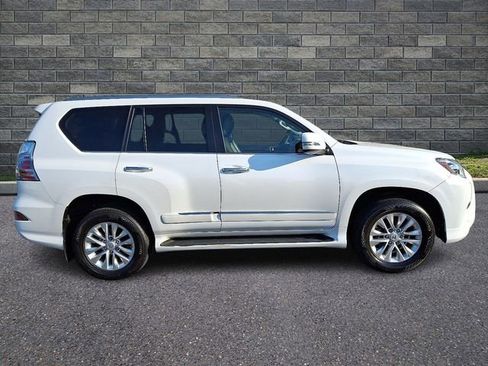 Used 2018 Lexus GX 460 Premium w/ Premium Package AWD/4WD image 7