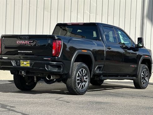 Used 2022 GMC Sierra 2500 AT4 image 5