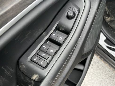 New 2026 Jeep Grand Cherokee Laredo image 13