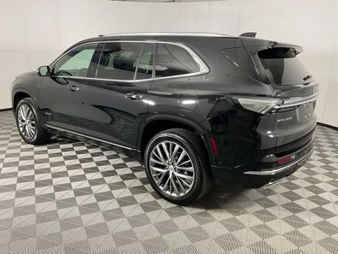 Used 2025 Buick Enclave Avenir w/ Super Cruise Package FWD image 4