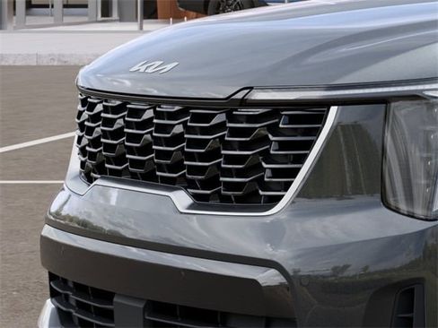 Certified 2024 Kia Sorento S w/ Panoramic Sunroof Package image 12