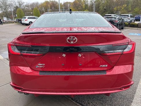 Used 2025 Toyota Camry XSE AWD/4WD image 3