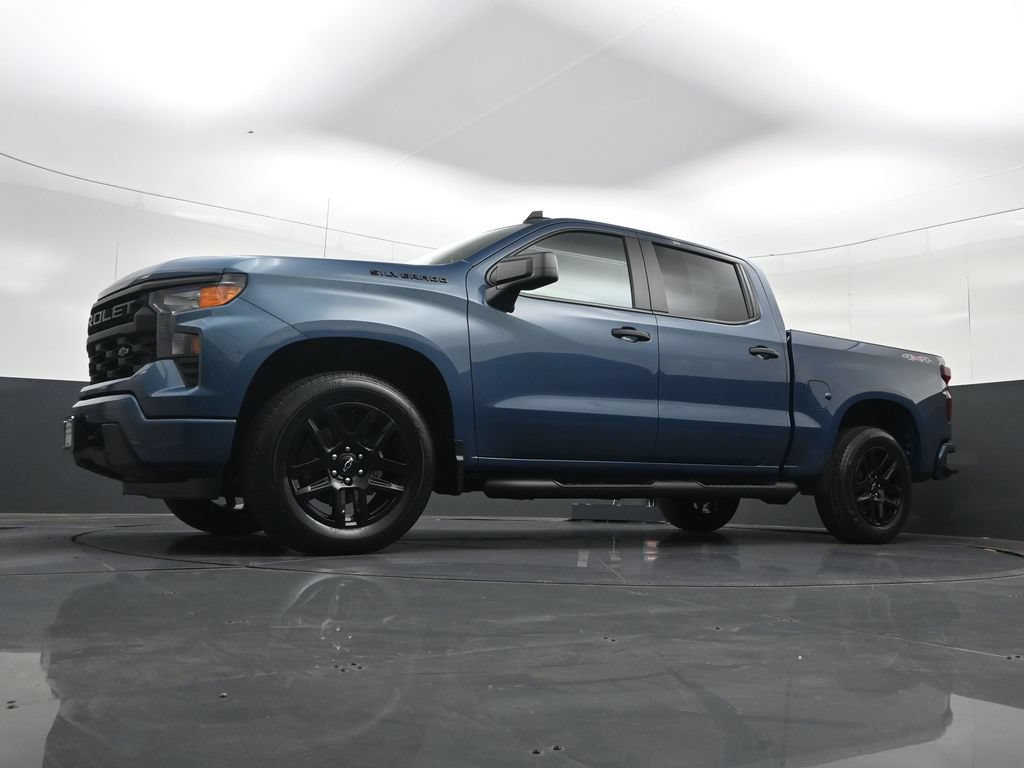 Certified 2024 Chevrolet Silverado 1500 Custom w/ Turbomax Blackout Package AWD/4WD image 30