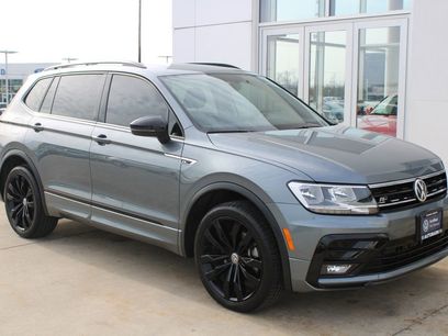 Certified 2021 Volkswagen Tiguan SE R-Line