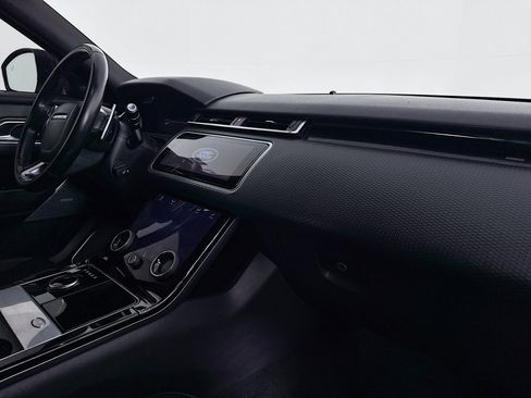 Used 2019 Land Rover Range Rover Velar R-Dynamic SE image 29