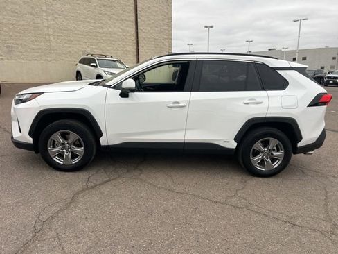 Used 2025 Toyota RAV4 XLE image 2