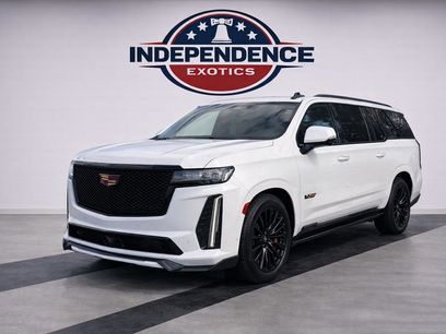 Used 2023 Cadillac Escalade ESV V