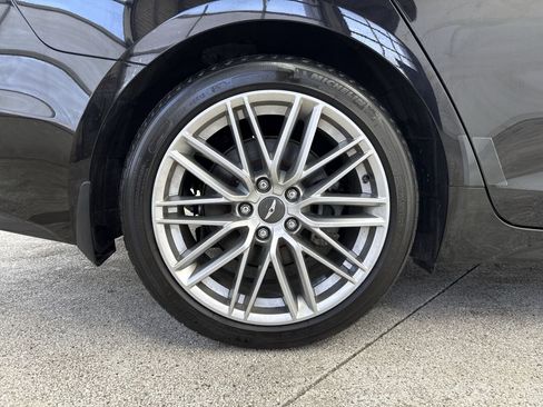 Used 2021 Genesis G70 2.0T w/ Elite Package image 25