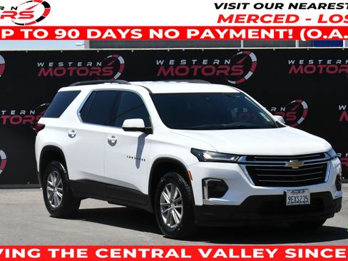 Used 2023 Chevrolet Traverse LT FWD image 1
