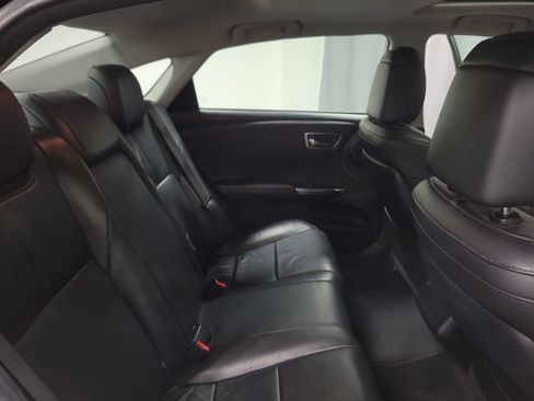 Used 2013 Toyota Avalon XLE Touring FWD image 32