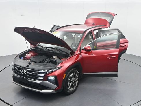 Used 2025 Hyundai Tucson SEL FWD image 47