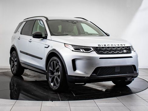 Used 2022 Land Rover Discovery Sport SE image 12