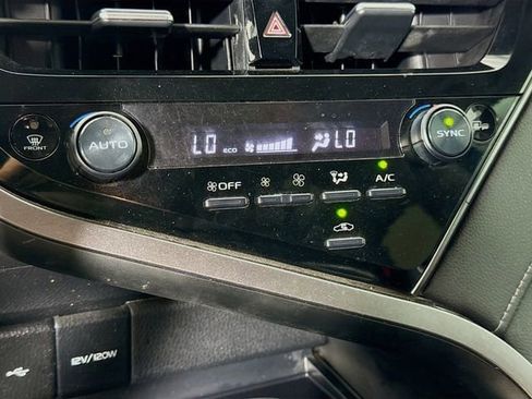 Certified 2023 Toyota Camry SE FWD image 17