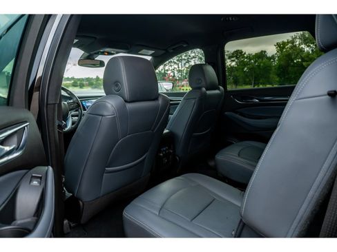 Used 2024 Buick Enclave Essence w/ Sport Touring Edition FWD image 12
