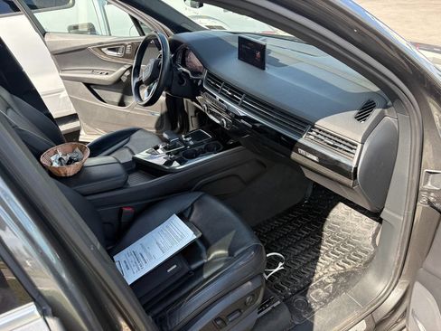 Used 2019 Audi Q7 3.0T Prestige w/ Prestige Package AWD/4WD image 5