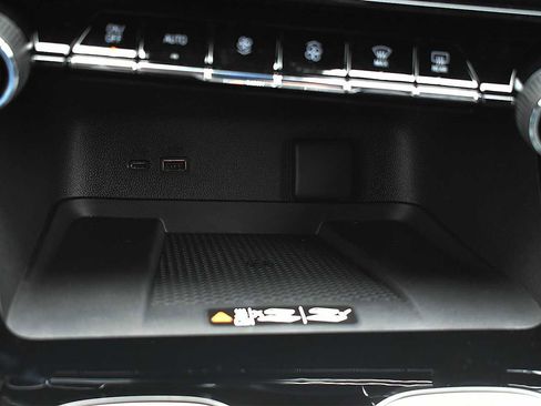 New 2026 Chevrolet Traverse Z71 image 23