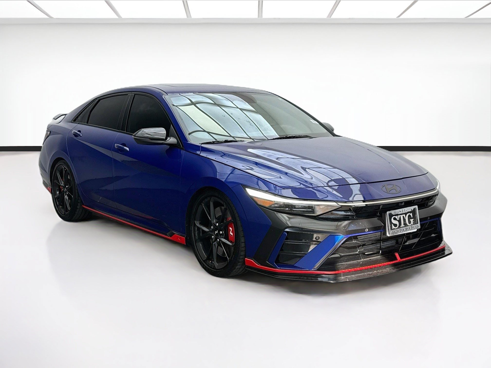 Used 2025 Hyundai Elantra N FWD image 3