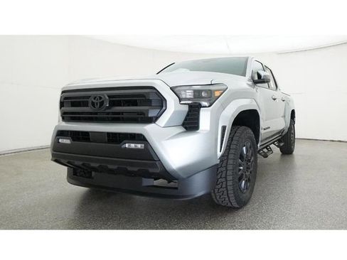New 2026 Toyota Tacoma SR5 AWD/4WD image 32