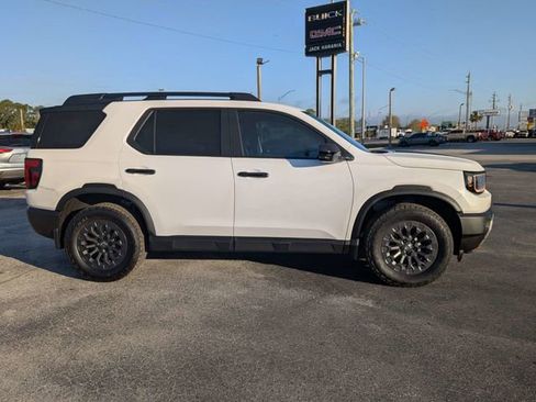 Used 2026 Honda Passport TrailSport image 2