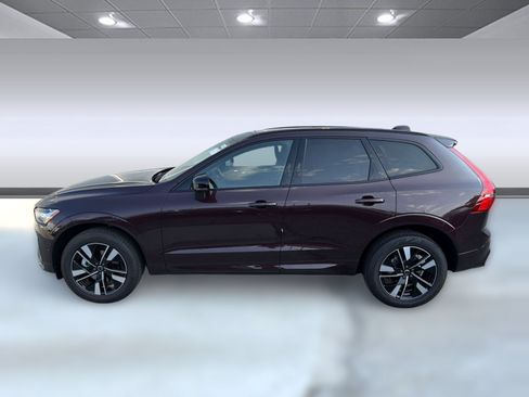 New 2026 Volvo XC60 B5 Plus w/ Climate Package AWD/4WD image 2