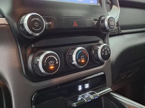 Used 2022 RAM 1500 Big Horn RWD image 8