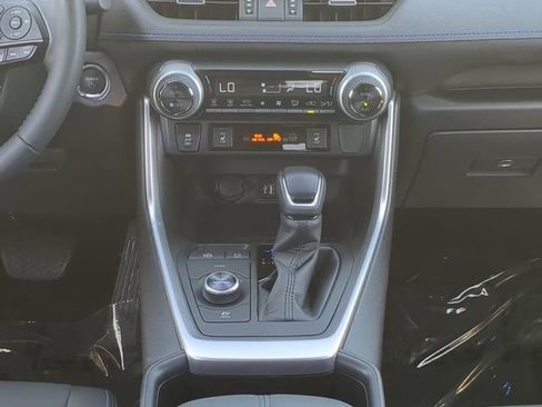 Certified 2025 Toyota RAV4 XSE image 19