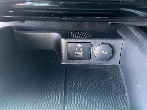 Used 2025 Ford Escape ST-Line w/ Tech Pack #1 image 16