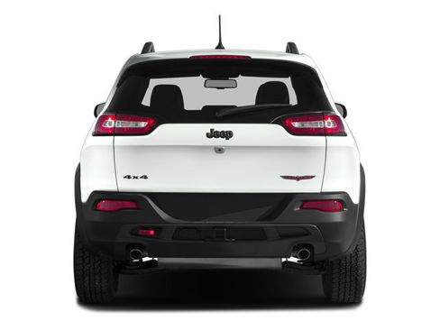 Used 2014 Jeep Cherokee Trailhawk w/ Cold Weather Group AWD/4WD image 8