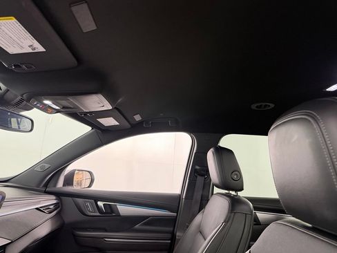 Used 2026 Buick Enclave Preferred FWD image 25