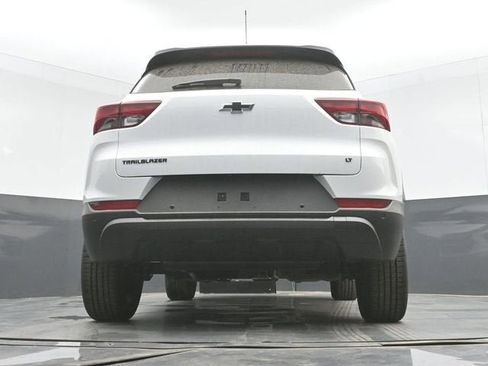 New 2026 Chevrolet TrailBlazer LT w/ Midnight Edition FWD image 45