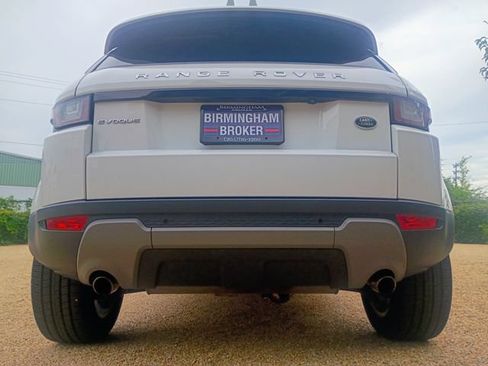 Used 2017 Land Rover Range Rover Evoque SE AWD/4WD image 13