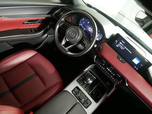 Used 2025 MAZDA CX-70 Plug-In Hybrid w/ Premium Plus image 9