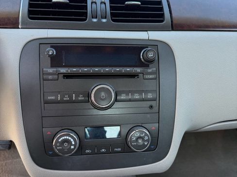 Used 2007 Buick Lucerne CXL w/ Luxury Package image 12