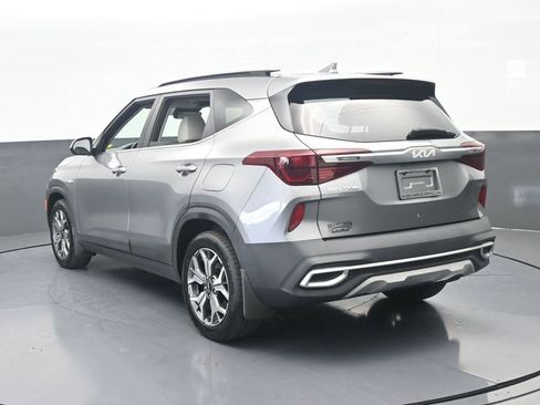 Used 2022 Kia Seltos EX AWD/4WD image 4