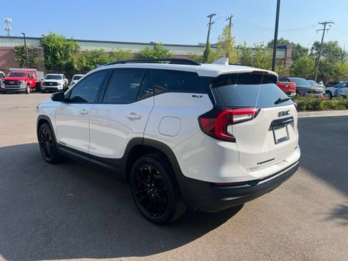 Used 2022 GMC Terrain SLT w/ Tech Package AWD/4WD image 6