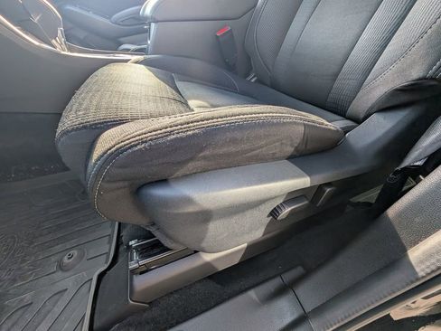 Used 2024 Subaru Ascent Premium w/ Convenience Package image 14